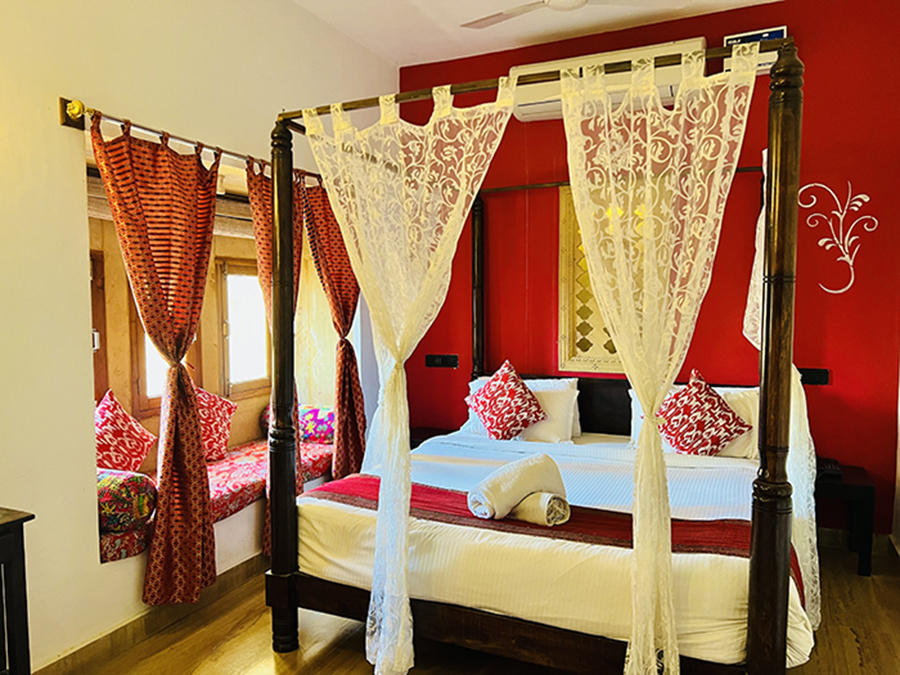 deluxe-room